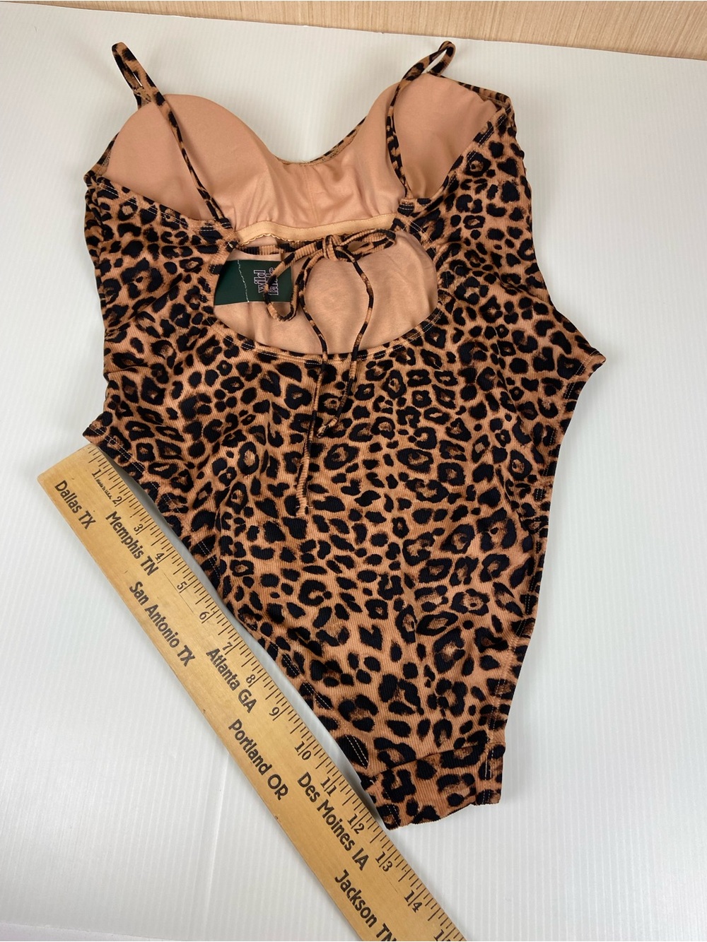 Wild Fable Leopard Print One-Piece Swimsuit XL (16) NWT - Picture 4 of 7